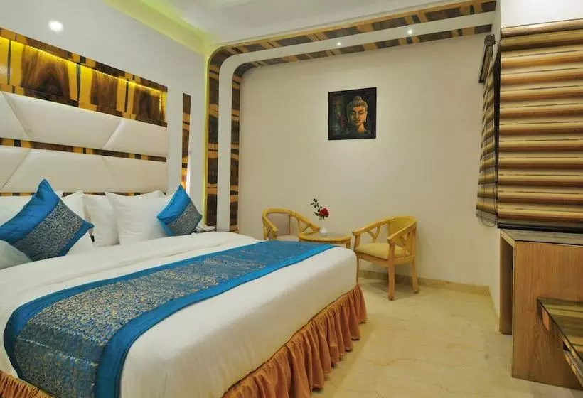 호텔 The Gold Regency