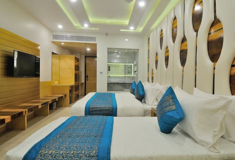 호텔 The Gold Regency