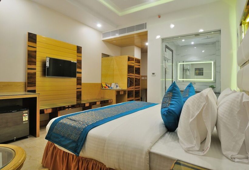 호텔 The Gold Regency