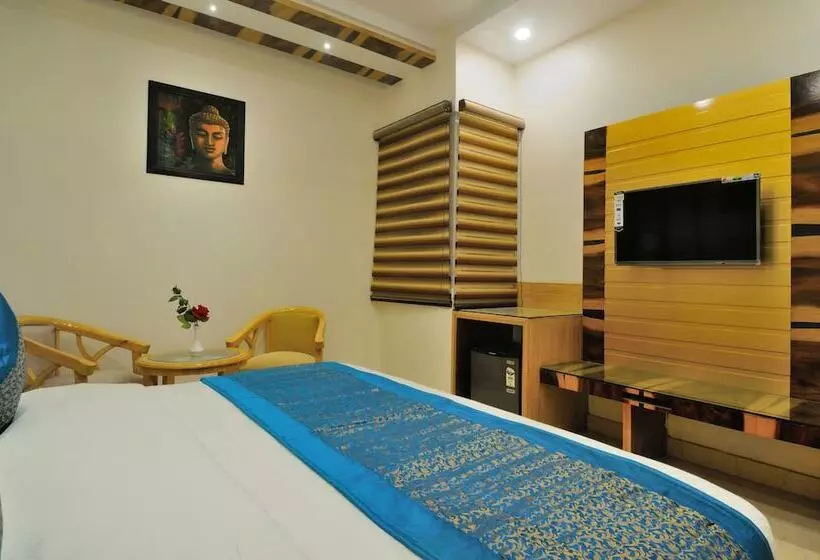 호텔 The Gold Regency