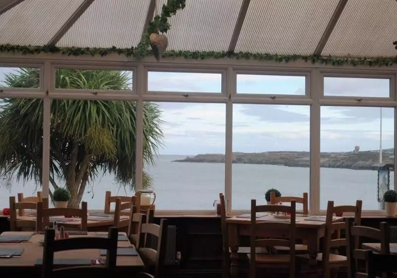 호텔 The Trecastell