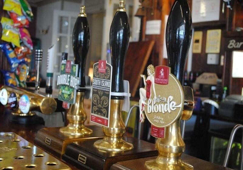 호텔 The Trecastell