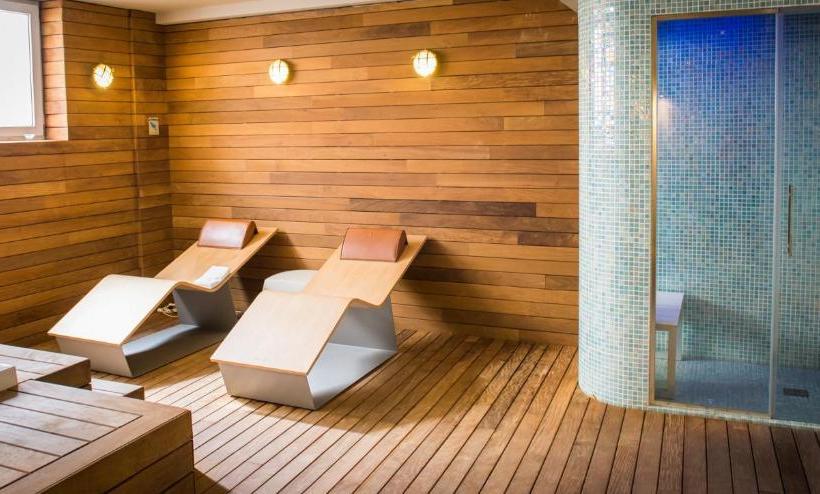 Lagaya Apartaments & Spa