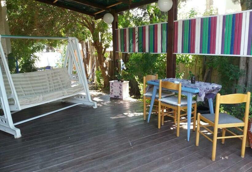 Retkeilymaja Zipi Orhan