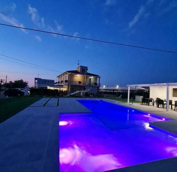 B&b Villa Luja Resort