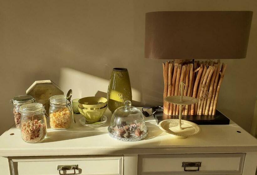 Bed and Breakfast Fleur De Senon