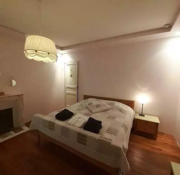 Bed and Breakfast Fleur De Senon