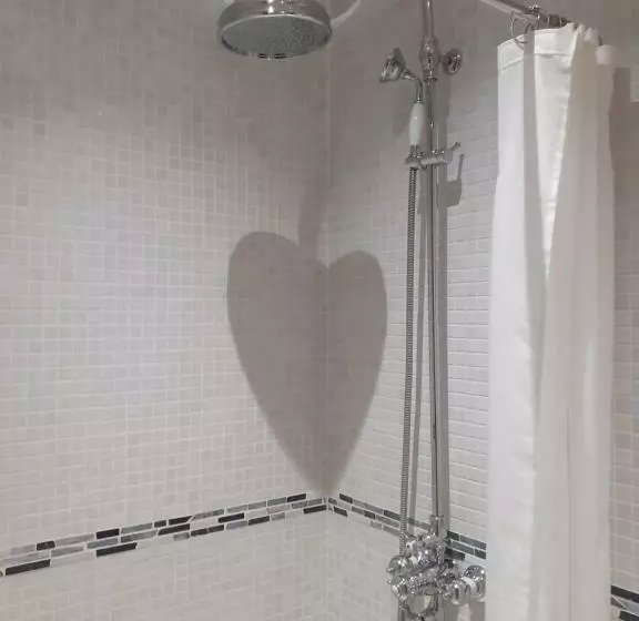 Bed and Breakfast Fleur De Senon