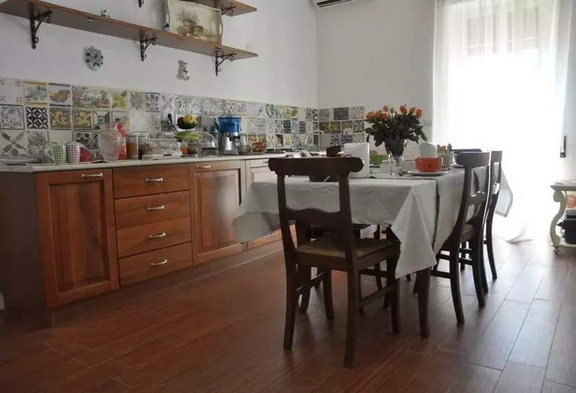 Aamiaismajoitus (B&B) Le Stanze Di Rebecca