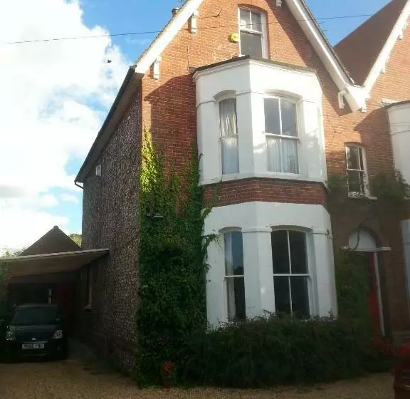 Aamiaismajoitus (B&B) Rowlands Castle No 41