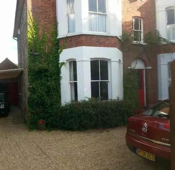 Aamiaismajoitus (B&B) Rowlands Castle No 41