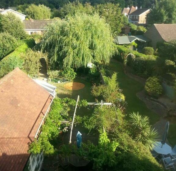 住宿加早餐  Rowlands Castle No 41