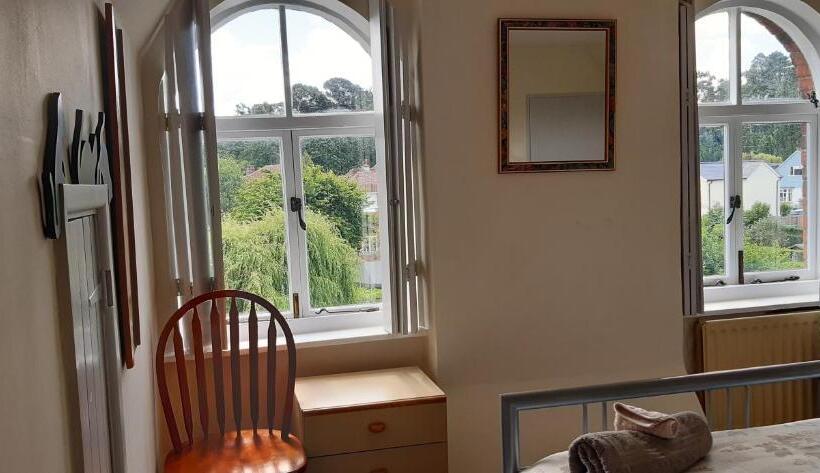 住宿加早餐  Rowlands Castle No 41