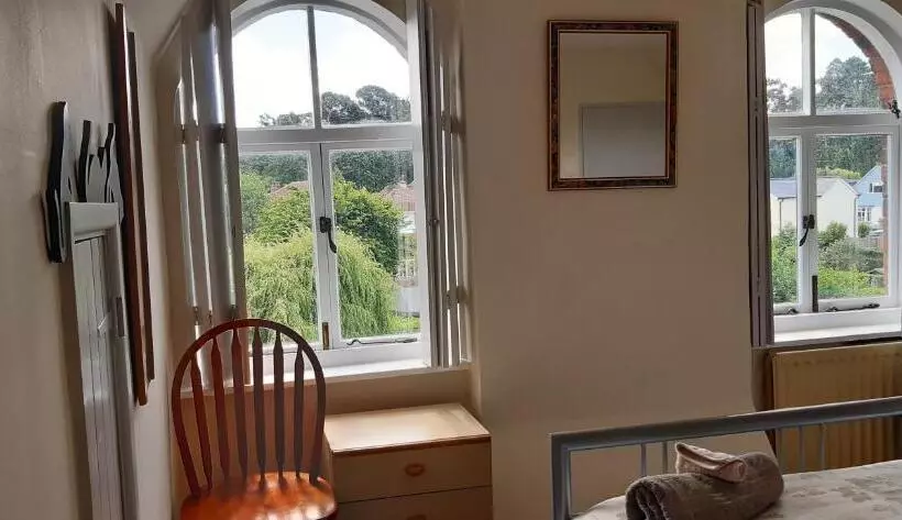 Aamiaismajoitus (B&B) Rowlands Castle No 41