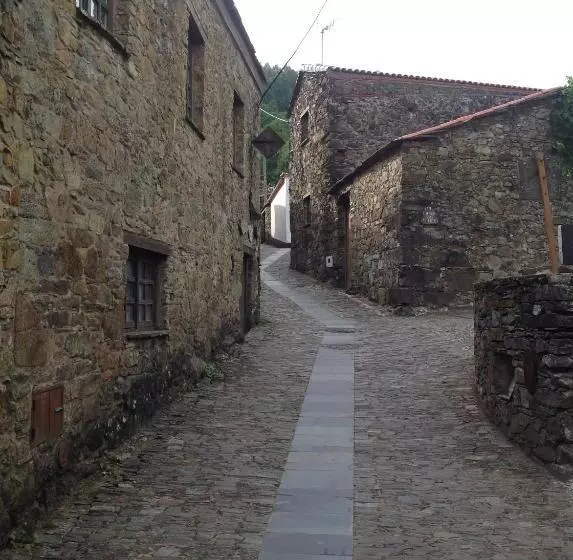 ホテル Pátio Do Xisto