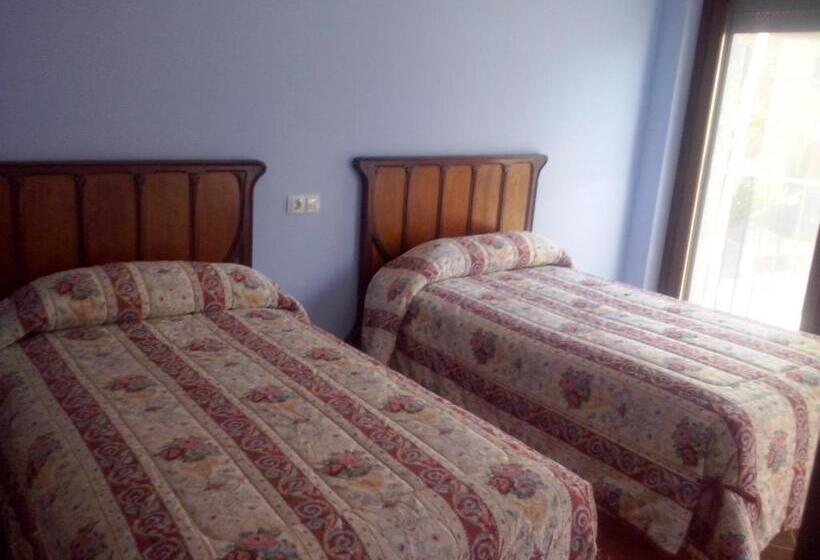 פנסיון Casa Rural Alicia