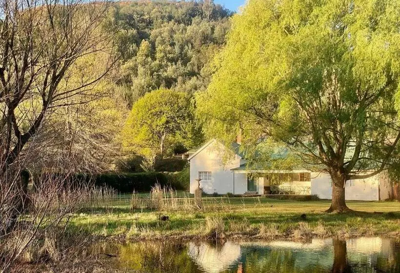 Lomakeskus Mkomazana Mountain Cottages
