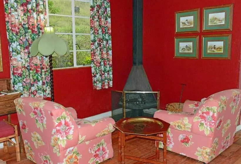 Lomakeskus Mkomazana Mountain Cottages