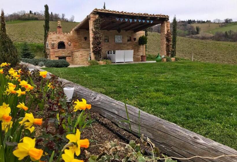 צימר Casale Delle Rondini