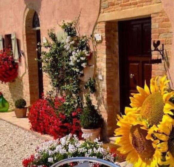 צימר Casale Delle Rondini