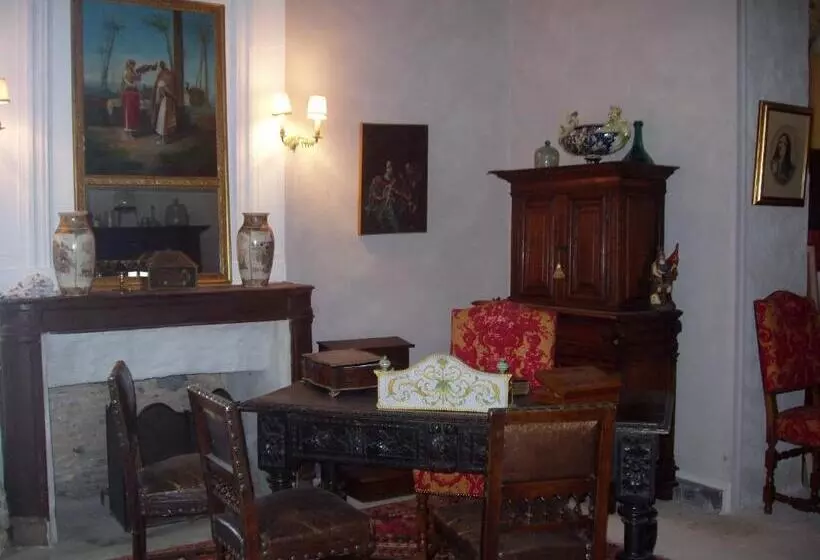 ベッドアンドブレックファースト Chateau De La Bastide