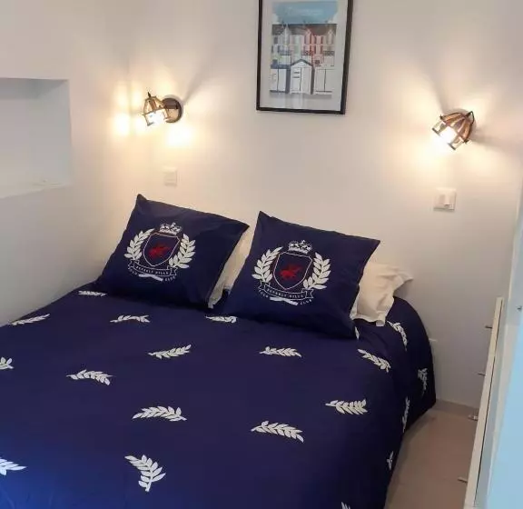 Aamiaismajoitus (B&B) Manoir De L As De Trèfle