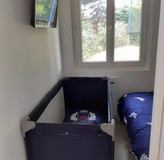 Aamiaismajoitus (B&B) Manoir De L As De Trèfle