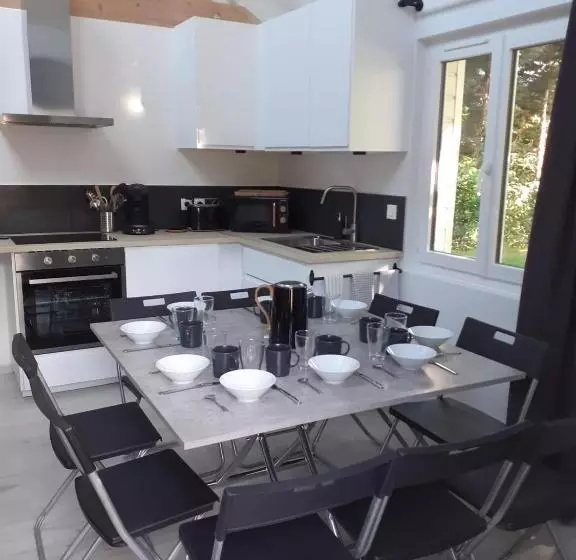 Aamiaismajoitus (B&B) Manoir De L As De Trèfle