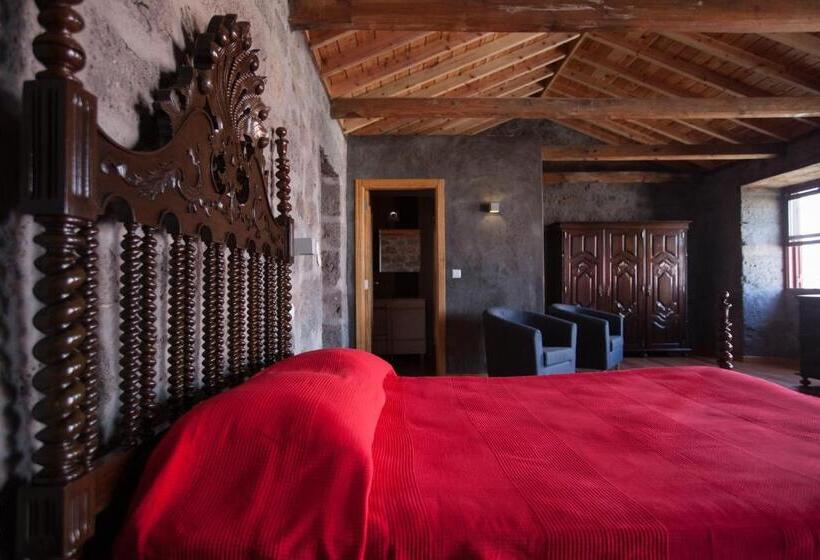 تختخواب و صبحانه Pico Da Saudade