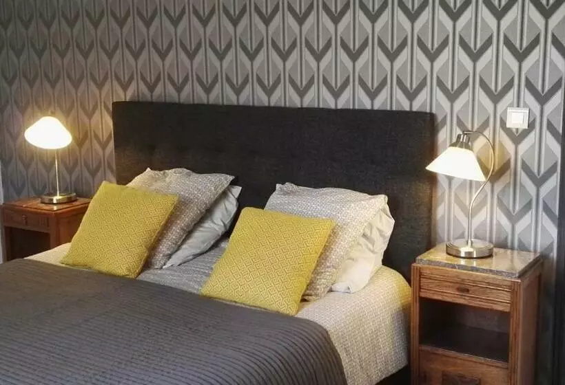 تختخواب و صبحانه Résidence De Vaux