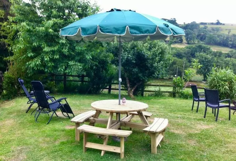 Five Saints Farmhouse B&b