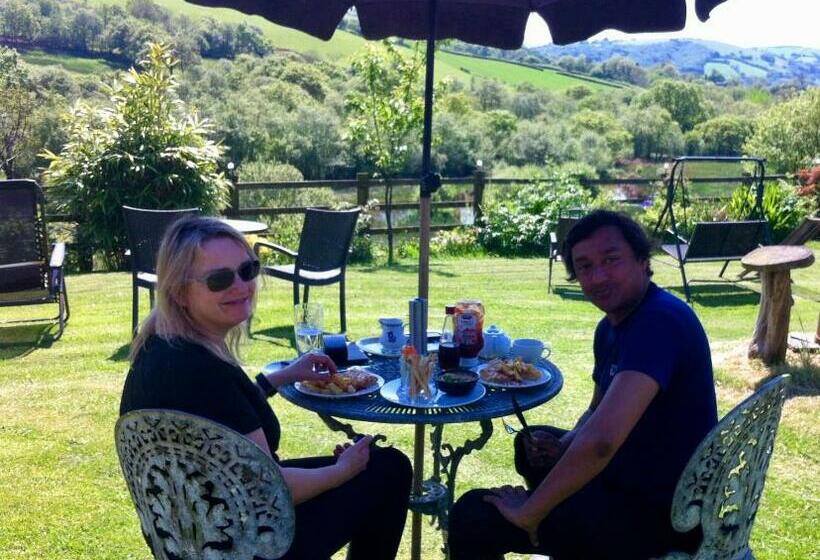 Five Saints Farmhouse B&b