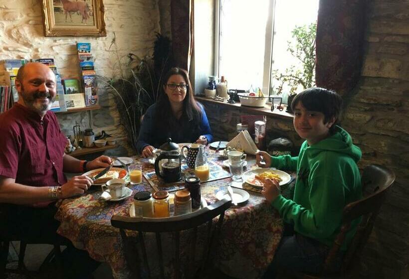 Five Saints Farmhouse B&b