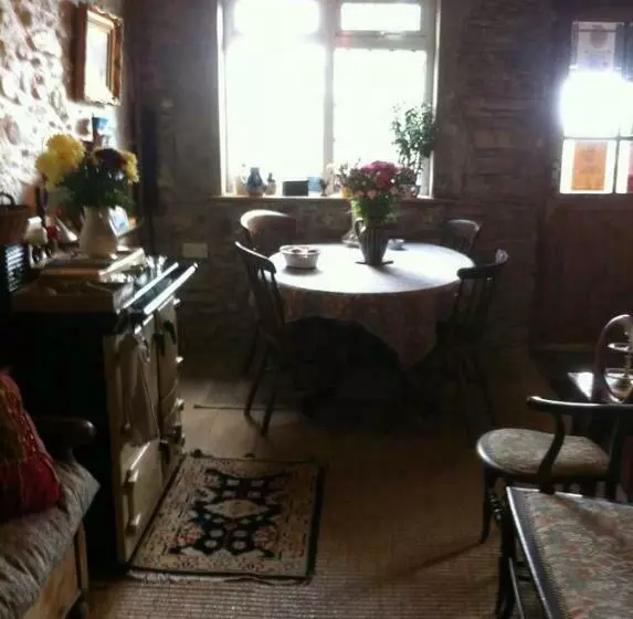 Five Saints Farmhouse B&b