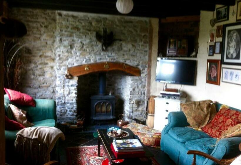 Five Saints Farmhouse B&b