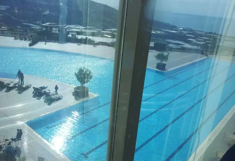Gold City Private Apartment