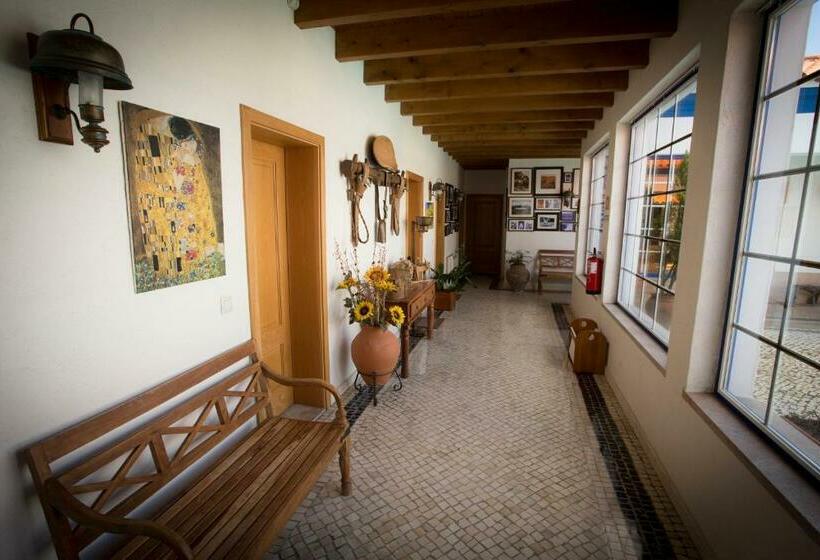 بنسيون A Palhota