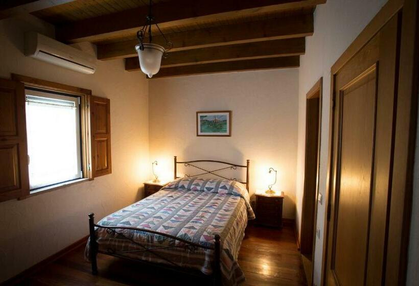 بنسيون A Palhota