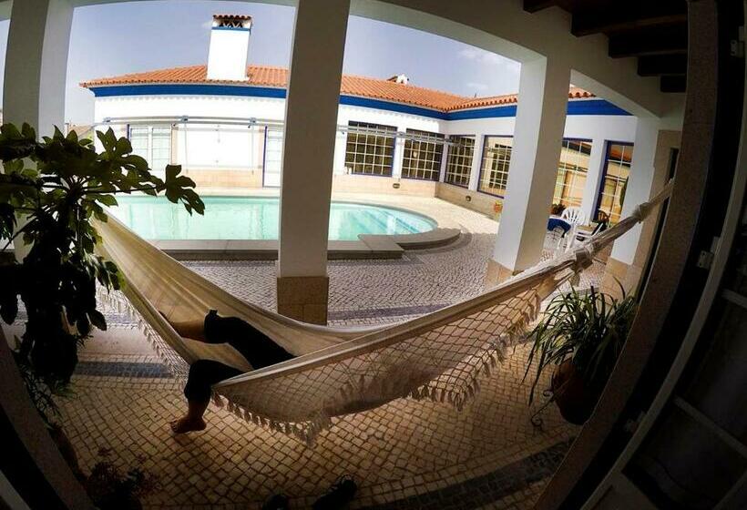 بنسيون A Palhota