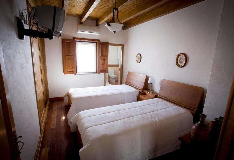 بنسيون A Palhota