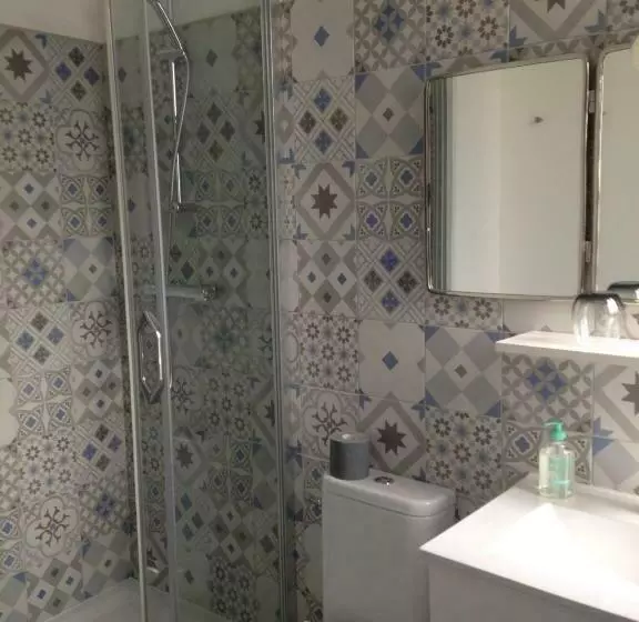 ペンション La Maison Bleue