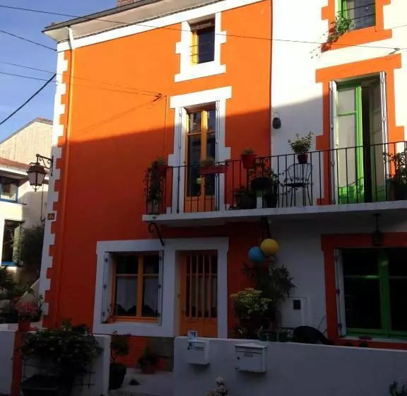 ペンション La Maison Bleue