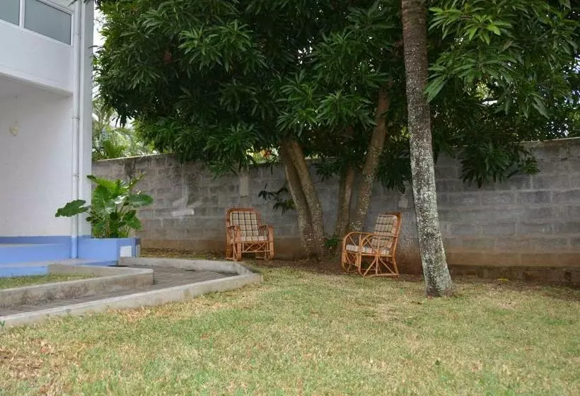 پانسیون Les Gentilhommieres Guest House