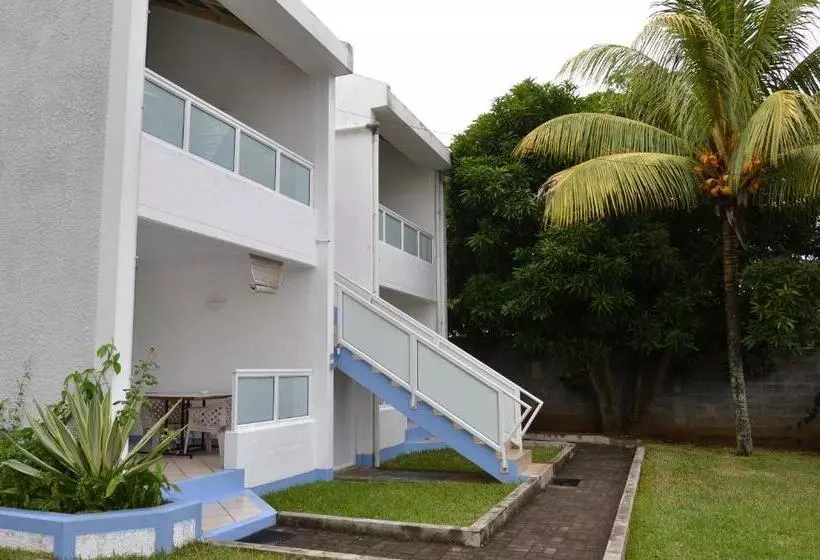 پانسیون Les Gentilhommieres Guest House