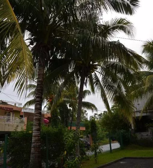 پانسیون Les Gentilhommieres Guest House