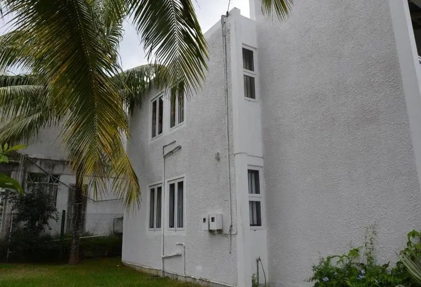 پانسیون Les Gentilhommieres Guest House