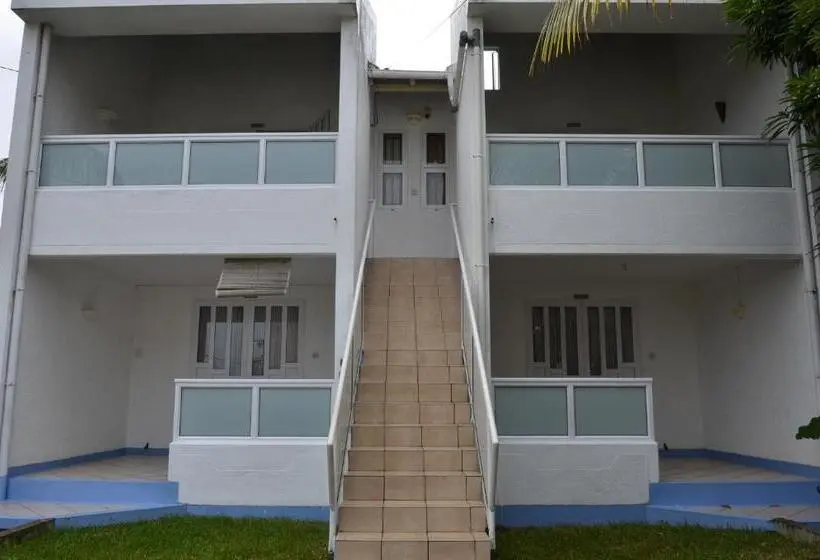 پانسیون Les Gentilhommieres Guest House
