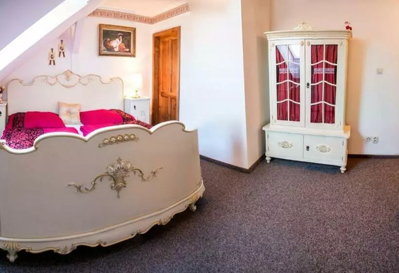 Majatalo Penzion U Jindry