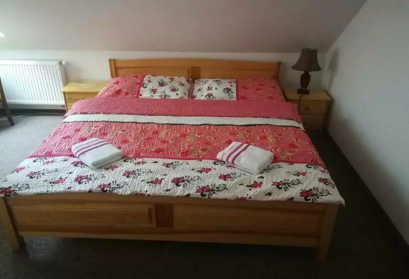 Majatalo Penzion U Jindry