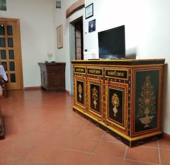 פנסיון Villa Toscana